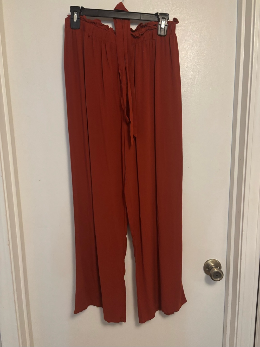 Wide-Leg Paperbag Waist Pants in Rust